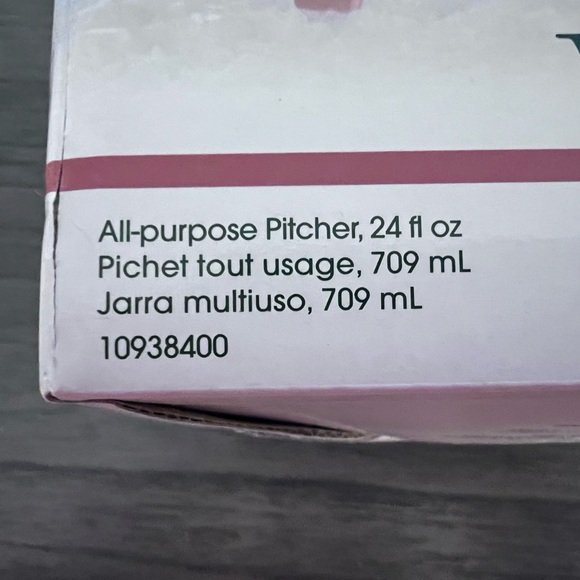 Pfaltzgraff Winterberry Gravy Bowl Pitcher Brand New in Box - Picture 3 of 3